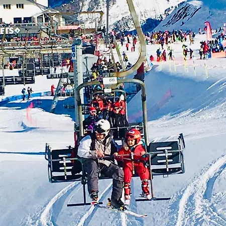 Le Navarre, Charmant T2 Familial Bien Equipe En Rdc , En Centre-Ville Cauterets Exterior photo